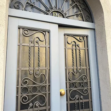 Gli Occhi Di Carolina Palazzo Carolina Apartman